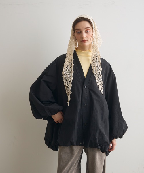 Crisp（クリスプ）の「Vネックバルーンライトジャケット（ブルゾン・レディース・ブラック/カーキ・FREE）」の21枚目の写真