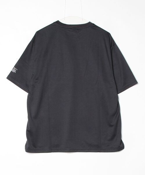ARCADE(アーケード)の「汗をかいてもすぐ乾く!DRY抗菌防臭 速乾 半袖ポケット付きTシャツ GYMTEC(Tシャツ/カットソー・メンズ・ブラック/グレー/チャコール/ホワイト・L/LL/M)」の19枚目の写真