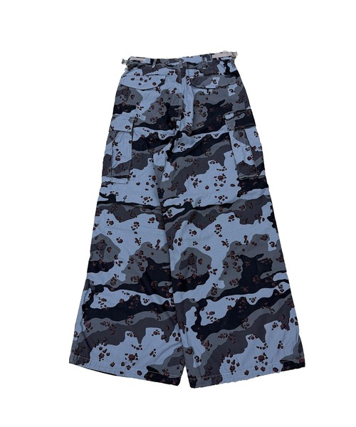 SUGARHILL(シュガーヒル)の「CHOCOCHIP CAMO CARGO PANTS(カーゴパンツ・メンズ・ベージュ/ブルー・30/32/34)」の6枚目の写真