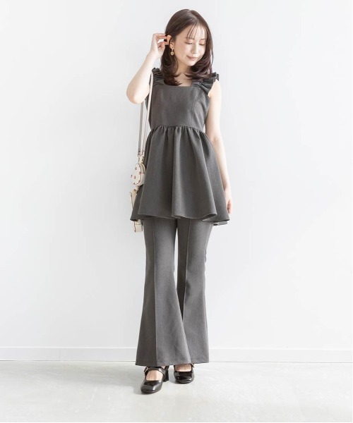 RANDA(ランダ)の「ペプラムトップスセットフレアパンツ(パンツドレス・レディース・ブラウン/ホワイト×ブラック/グレー・0/1)」の13枚目の写真