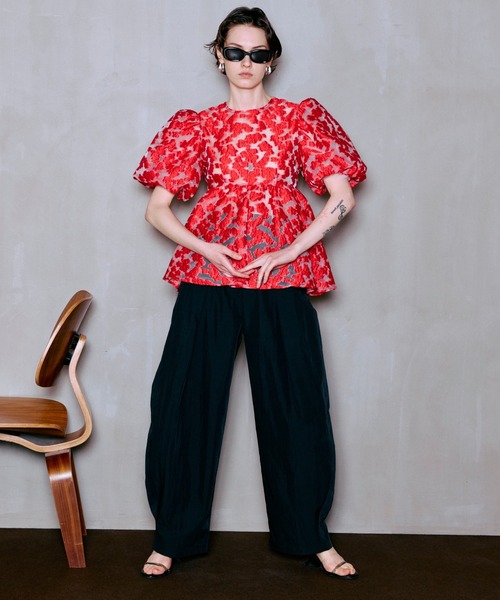 MAISON SPECIAL（メゾンスペシャル）の「Sheer Flower Jacquard Blouse/シアーフラワージャガードブラウス（シャツ/ブラウス・レディース・レッド/ブラック/マルチ・FREE）」の7枚目の写真