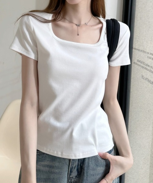 Ada.(エイダ)の「スクエアネックショート丈 半袖Tシャツ(Tシャツ/カットソー・レディース・レッド/ホワイト/グレー/ブラック・FREE)」の6枚目の写真