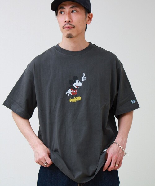 DISCUS(ディスカス)の「【DISCUS】Disney ミッキープリントTシャツ(Tシャツ/カットソー・メンズ・ブラック系その他3/ホワイト系その他2/ホワイト系その他3/ホワイト系その他4/ホワイト系その他5/ブラック系その他2/グレー系その他/ブラック系その他・FREE)」の6枚目の写真