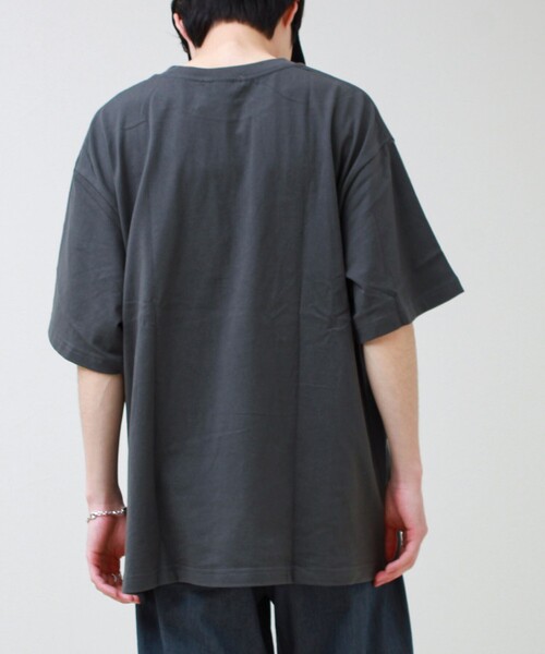 DISCUS(ディスカス)の「【DISCUS】Disney ミッキープリントTシャツ(Tシャツ/カットソー・メンズ・ブラック系その他3/ホワイト系その他2/ホワイト系その他3/ホワイト系その他4/ホワイト系その他5/ブラック系その他2/グレー系その他/ブラック系その他・FREE)」の15枚目の写真