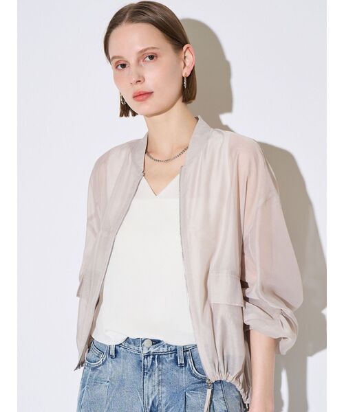 ELENDEEK（エレンディーク）の「BACK TUCK SHEER BZ（ブルゾン・レディース・ブラック/ベージュ・FREE）」の9枚目の写真