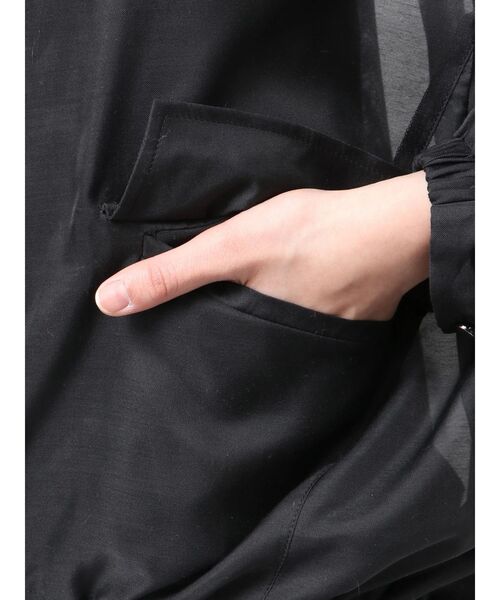 ELENDEEK（エレンディーク）の「BACK TUCK SHEER BZ（ブルゾン・レディース・ブラック/ベージュ・FREE）」の16枚目の写真