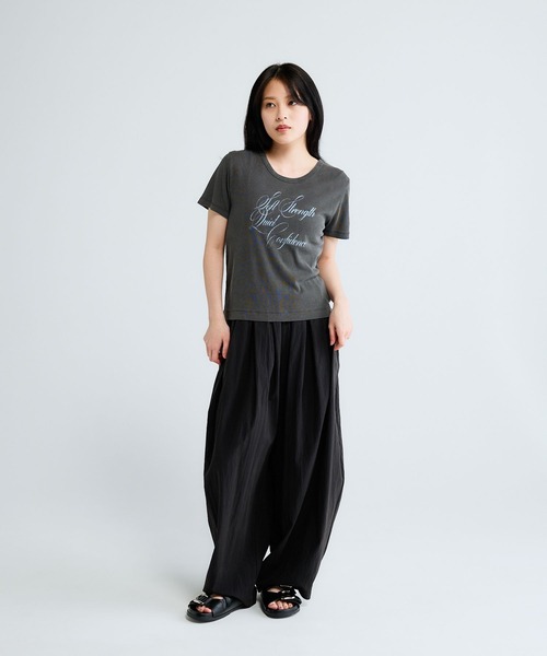 JEANASIS（ジーナシス）の「FluidロゴフライスチビTEE/672122（Tシャツ/カットソー・レディース・ホワイト/ブラック/チャコールグレー・FREE）」の18枚目の写真