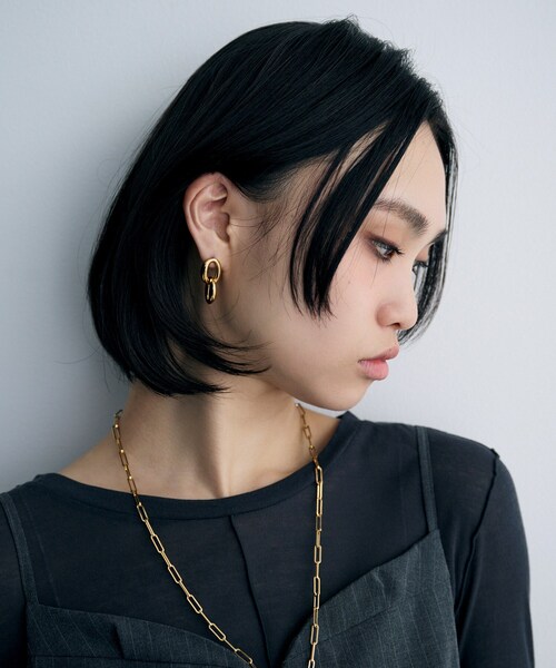 COCOSHNIK ONKITSCH(ココシュニックオンキッチュ)の「シルバー ダブルドロップニュアンスピアス GP(ピアス(両耳用)・レディース・ゴールド・00)」の8枚目の写真