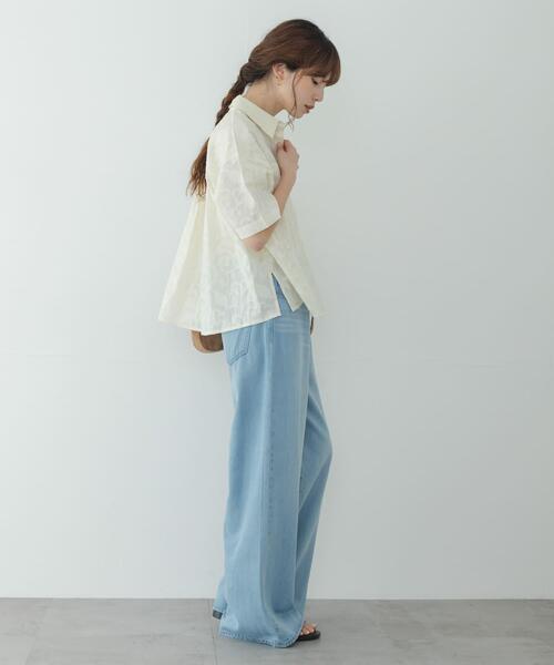 URBAN RESEARCH Sonny Label(アーバンリサーチサニーレーベル)の「ボタニカル柄コットンジャガードシャツ(シャツ/ブラウス・レディース・ブラウン/アイボリー/ブラック・FREE)」の10枚目の写真