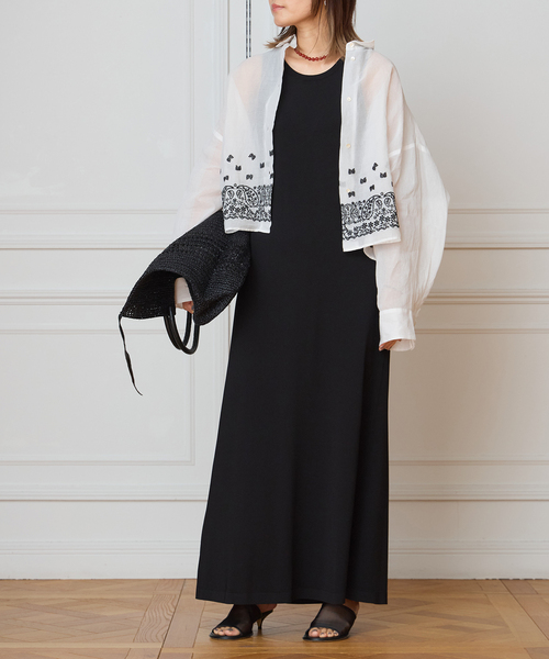 IENA LA BOUCLE(イエナラブークル)の「IENA LA BOUCLE エンブロイダリーコットンオーガンジーシャツ(シャツ/ブラウス・レディース・ホワイト・FREE)」の2枚目の写真