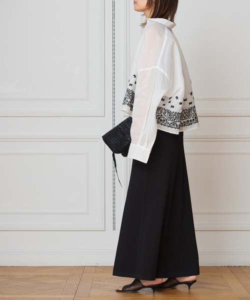 IENA LA BOUCLE(イエナラブークル)の「IENA LA BOUCLE エンブロイダリーコットンオーガンジーシャツ(シャツ/ブラウス・レディース・ホワイト・FREE)」の11枚目の写真