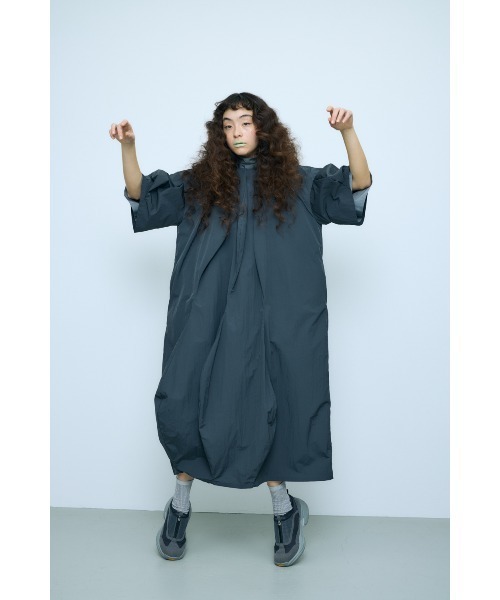 nagonstans（ナゴンスタンス）の「flow dress（ワンピース・レディース・ダークグレー/ブラック・SMALL/MEDIUM）」の6枚目の写真