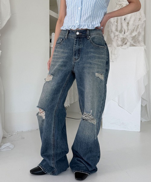 4INT.(フォイント)の「ダメージ ウォッシュド デニム ワイド パンツ(デニムパンツ・レディース・ブルー・L/M/S)」の18枚目の写真