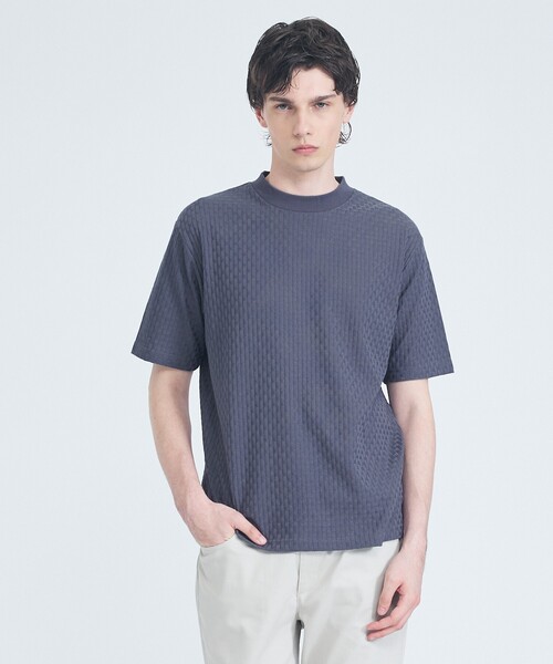 ABAHOUSE GRAY(アバハウスグレイ)の「【凹凸編み】リンクス ブロック 半袖Tシャツ(Tシャツ/カットソー・メンズ・ブラック/グレイッシュベージュ/ホワイト/グレイッシュブルー・44/48/46)」の1枚目の写真