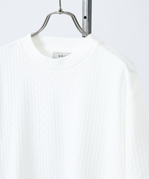 ABAHOUSE GRAY(アバハウスグレイ)の「【凹凸編み】リンクス ブロック 半袖Tシャツ(Tシャツ/カットソー・メンズ・ブラック/グレイッシュベージュ/ホワイト/グレイッシュブルー・44/48/46)」の18枚目の写真