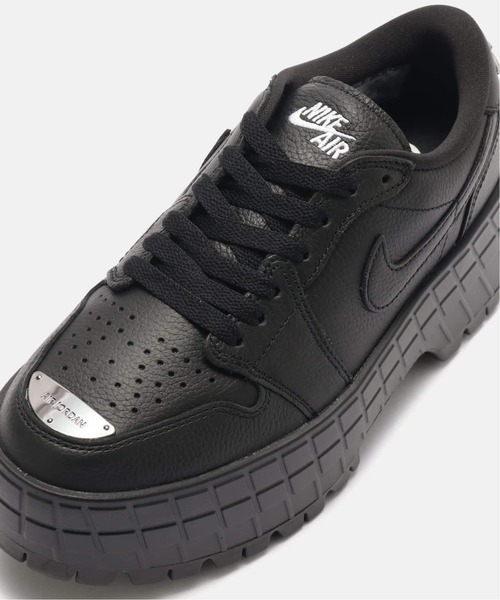 JORDAN BRAND(ジョーダンブランド)の「JORDAN BRAND W AIR JORDAN 1 BROOKLYN LOW HF3184-001(スニーカー・レディース・ブラック・24cm/23.5cm/23cm/25cm/24.5cm)」の6枚目の写真