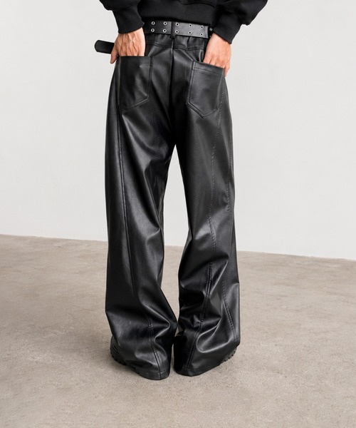 CALIFORNIA OUTFITTERS(カリフォルニア アウトフィッターズ)の「5C26 PUレザー ワイドストレートパンツ(その他パンツ・メンズ・ブラック・XXL/M/L/XL)」の5枚目の写真