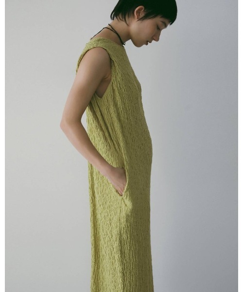anuke(アンヌーク)の「Sleeveless Shirring Onepiece(ワンピース・レディース・ブラウン/ライトグリーン/ブラック・36inch/38inch)」の10枚目の写真