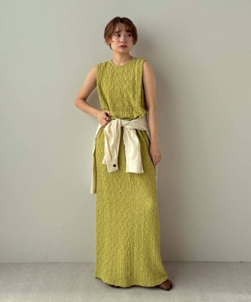 anuke(アンヌーク)の「Sleeveless Shirring Onepiece(ワンピース・レディース・ブラウン/ライトグリーン/ブラック・36inch/38inch)」の6枚目の写真