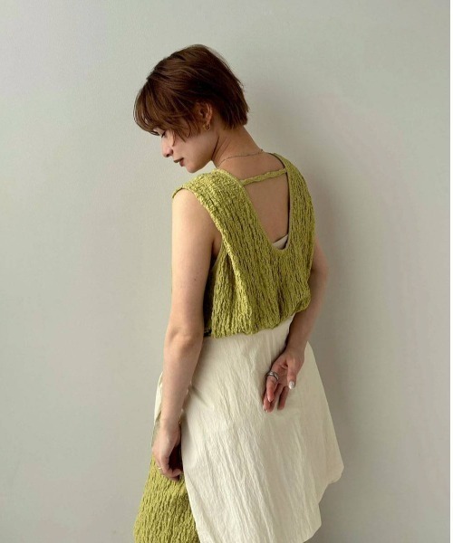 anuke(アンヌーク)の「Sleeveless Shirring Onepiece(ワンピース・レディース・ブラウン/ライトグリーン/ブラック・36inch/38inch)」の7枚目の写真