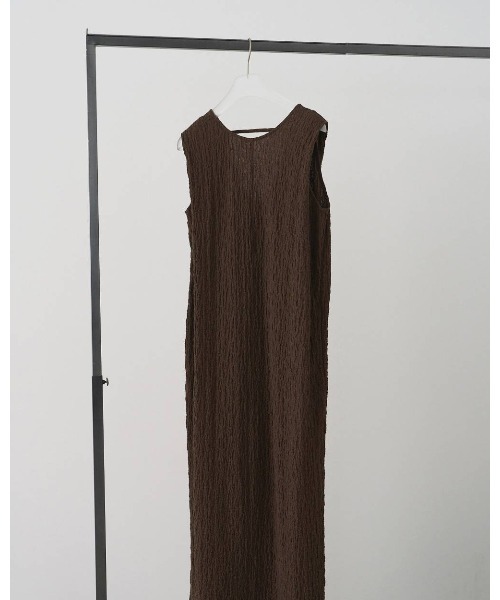 anuke(アンヌーク)の「Sleeveless Shirring Onepiece(ワンピース・レディース・ブラウン/ライトグリーン/ブラック・36inch/38inch)」の19枚目の写真
