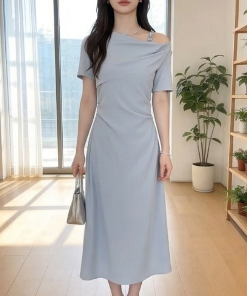 AMAJI(アマジ)の「オフショルダー ウエストマーク ワンピース(ワンピース・レディース・ライトブルー・SMALL/MEDIUM/LARGE/X-LARGE)」の1枚目の写真