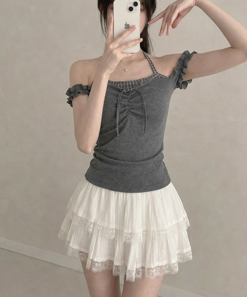 VIVID LADY(ビビッドレディー)の「インナードッキング オフショルトップス(Tシャツ/カットソー・レディース・チャコールグレー/グレー/アイボリー・FREE)」の20枚目の写真