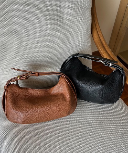 EFOLE(エフォル)の「【軽量/3way/500ml収納】Sakippe×EFOLE コラボ 3wayワンショルダーバッグ(ショルダーバッグ・レディース・ブラック/キャメル・FREE)」の6枚目の写真