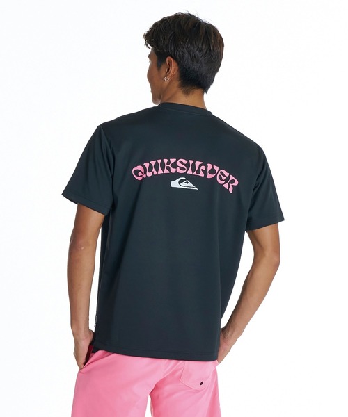 Quiksilver(クイックシルバー)の「QUIKSILVER メンズ URBAN LOGO SS 半袖Tシャツ 速乾 UPF50+ ドライタッチ【2026年夏モデル】(Tシャツ/カットソー・メンズ・ホワイト/ブラック/ピンク・X-LARGE/LARGE/MEDIUM)」の8枚目の写真