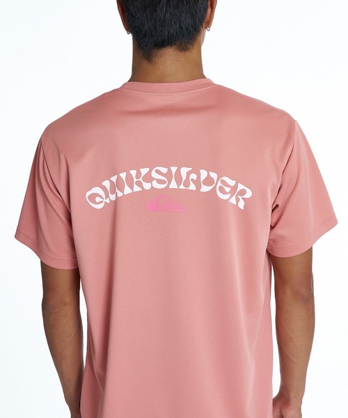 Quiksilver(クイックシルバー)の「QUIKSILVER メンズ URBAN LOGO SS 半袖Tシャツ 速乾 UPF50+ ドライタッチ【2026年夏モデル】(Tシャツ/カットソー・メンズ・ホワイト/ブラック/ピンク・X-LARGE/LARGE/MEDIUM)」の15枚目の写真