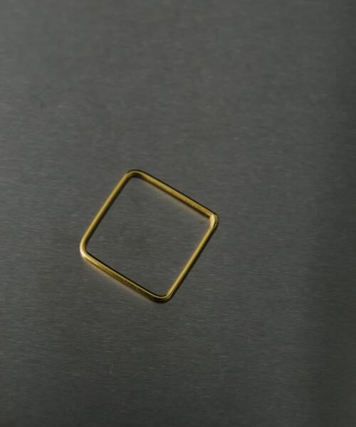 SMELLY(スメリー)の「SMELLY so’ slender square ring(リング・レディース・ゴールド・10)」の13枚目の写真