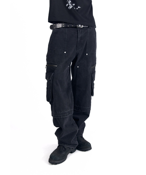 AAKAM(アーカム)の「Knee Incision Zippered Cargo Pants (Black)(その他パンツ・レディース・その他・1/2)」の9枚目の写真