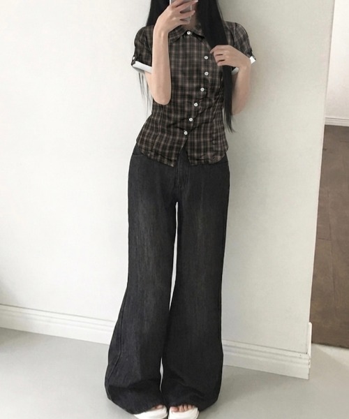 LADY LIKE(レディライク)の「【春夏新作】チェック柄プリントアシンメトリー半袖シャツ(シャツ/ブラウス・レディース・モカ・M)」の6枚目の写真