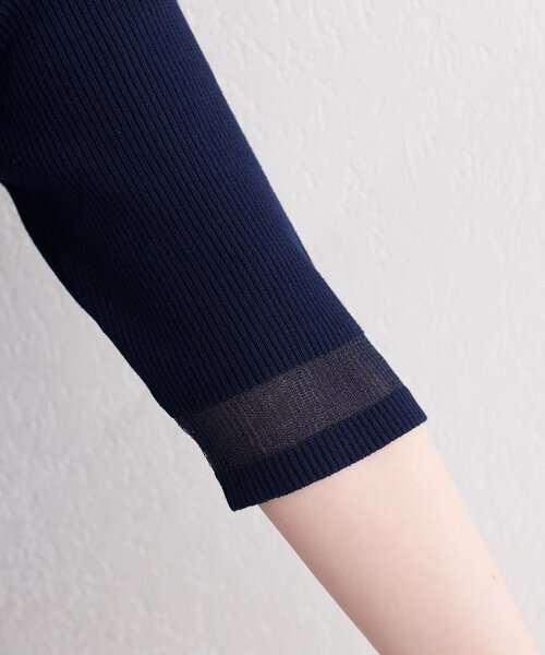 natural couture(ナチュラルクチュール)の「シアーデザインニットワンピース(ワンピース・レディース・オフホワイト/ラベンダー/ネイビー/グレー・FREE)」の10枚目の写真