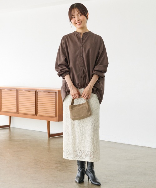LAVEANGE(ラビアンジェ)の「裾ドロストバンドカラーブラウス|長袖/ギャザー/ゆったり/体型カバー/シャツ(シャツ/ブラウス・レディース・ブラウン/ブラック・4L/3L/LL/M/5L)」の10枚目の写真