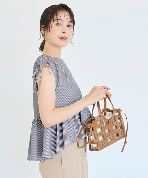 coca(coca)(コカ)の「【伊藤千晃様着用】\速乾/サッカーギャザーブラウス(シャツ/ブラウス・レディース・ブルー/ブラック・L/M)」の10枚目の写真