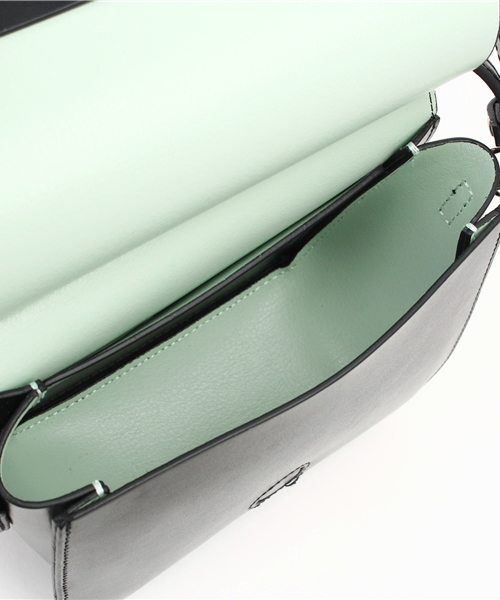 YAHKI（ヤーキ）の「YAHKI(ヤーキ)ミニポシェット（ショルダーバッグ・レディース・ブラック/ホワイト/ブルー・FREE）」の13枚目の写真