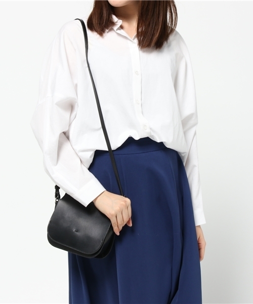 YAHKI（ヤーキ）の「YAHKI(ヤーキ)ミニポシェット（ショルダーバッグ・レディース・ブラック/ホワイト/ブルー・FREE）」の7枚目の写真