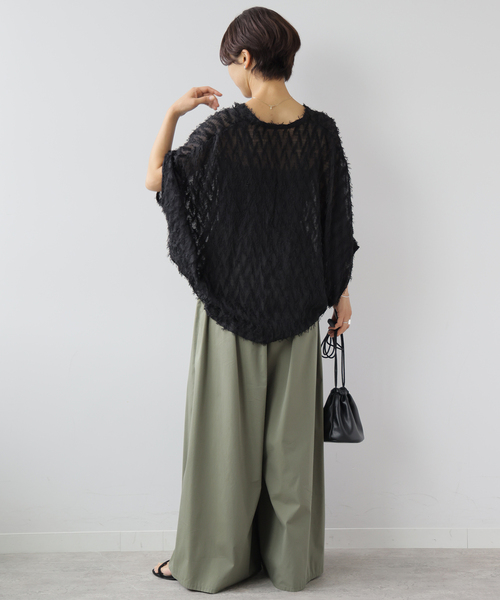 JOURNAL STANDARD relume(ジャーナルスタンダード レリューム)の「シアーカットジャガードポンチョシャツ(シャツ/ブラウス・レディース・ベージュ/ブラック・FREE)」の9枚目の写真