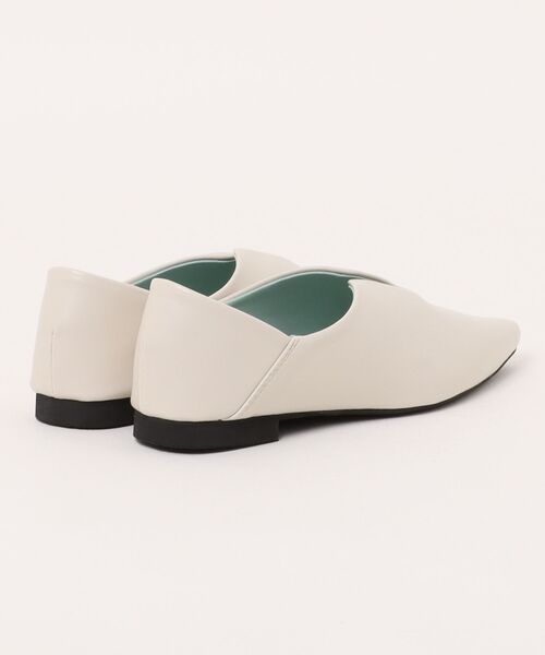 Shake・In cloak(シェイクインクローク)の「Uカットバブーシュパンプス(パンプス・レディース・ブラック/シルバー/レオパード/ゼブラ/ホワイト・L/LL/M/S)」の12枚目の写真