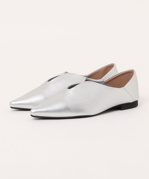 Shake・In cloak(シェイクインクローク)の「Uカットバブーシュパンプス(パンプス・レディース・ブラック/シルバー/レオパード/ゼブラ/ホワイト・L/LL/M/S)」の9枚目の写真