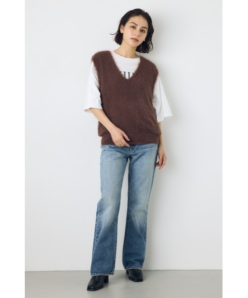 AZUL by moussy(アズールバイマウジー)の「【VERY10月号掲載】【セットアップ対応】AZUL DENIM セミフレアデニム ジーンズ 秋服 ロングパンツ スタイルアップ【身長/骨格別着用画像あり】(デニムパンツ・レディース・ブルー/ワンウォッシュ/ブラウン・27inch/23inch/26inch/25inch/24inch)」の9枚目の写真