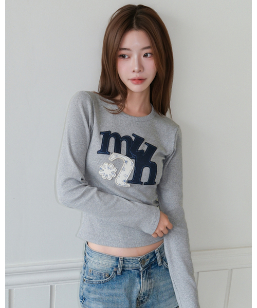 muahmuah（ムーアムーア）の「Aフラワーアップリケパッチ 長袖Tシャツ [グレー]（Tシャツ/カットソー・レディース・その他・FREE）」の5枚目の写真