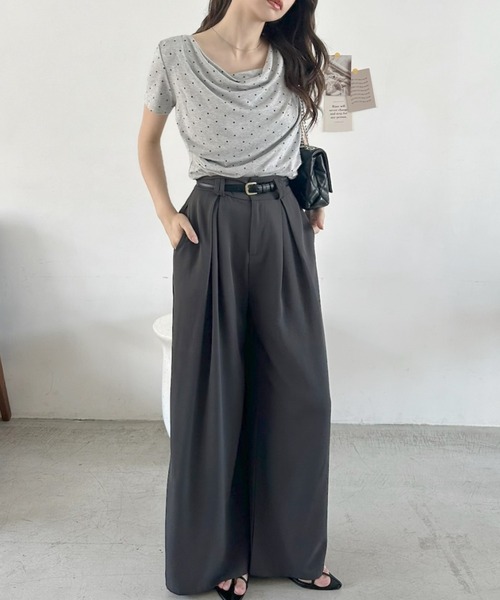 TREOVER（トレオーバー）の「上品なドレープが目を惹くドット柄トップス（Tシャツ/カットソー・レディース・オフホワイト/ブラック/杢グレー・FREE）」の15枚目の写真