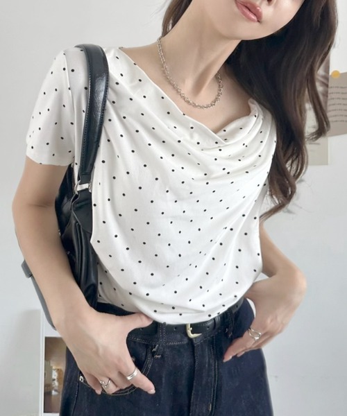 TREOVER（トレオーバー）の「上品なドレープが目を惹くドット柄トップス（Tシャツ/カットソー・レディース・オフホワイト/ブラック/杢グレー・FREE）」の16枚目の写真