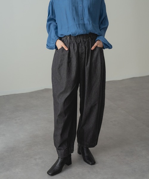 refinedworks(リファインドワークス)の「【refinedworks】体型カバー & こなれ感 デニム コクーン イージー パンツ(その他パンツ・レディース・ブラック/キナリ/インディゴブルー・FREE)」の13枚目の写真