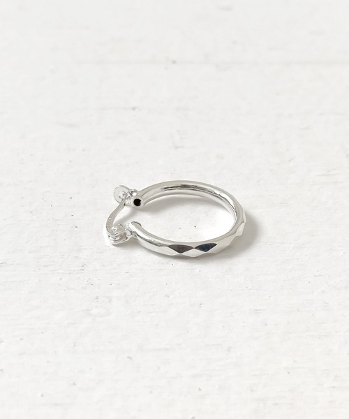 THEATER(シアター)の「THEATER シアター ダイヤモンドカットチャンキーフープシルバーピアス L size(taxco)(ピアス(両耳用)・レディース・シルバー・FREE)」の4枚目の写真