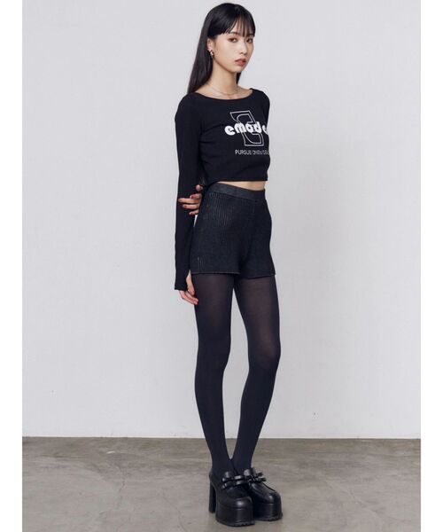 EMODA（エモダ）の「ロゴプリントクロップトップ（Tシャツ/カットソー・レディース・ブルー/ホワイト/ブラック/グレー・FREE）」の11枚目の写真