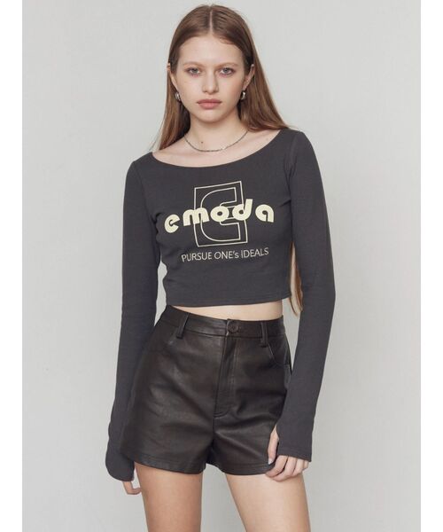 EMODA（エモダ）の「ロゴプリントクロップトップ（Tシャツ/カットソー・レディース・ブルー/ホワイト/ブラック/グレー・FREE）」の19枚目の写真