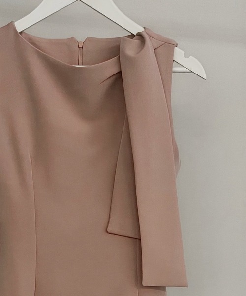 NOTREemor(ノートルエモア)の「ショルダースカーフドレス(ドレス・レディース・ブラック/ライトピンク・SMALL/MEDIUM)」の18枚目の写真